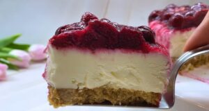 Sušenkový třešňový cheesecake s jemným tvarohovým krémem - Ideální ke kávě nebo čaji!