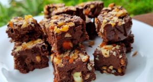 Čokoládovo-banánové brownies s ořechy - Ideální k čaji!