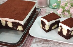 Exkluzivní kakaově-tvarohový koláč se šlehačkovým krémem