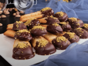 polomáčené, máslové sušenky s ořechy a čokoládou: skvělá sladkost pro celou rodinu