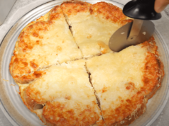 jednoduchý a levný recept na netradiční domácí pizzu: vyzkoušejte jí!
