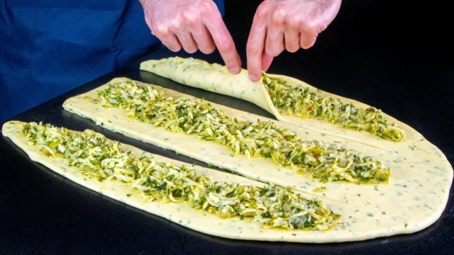 mozzarellový pletenec, kterým klidně můžete nahradit klasické pečivo!