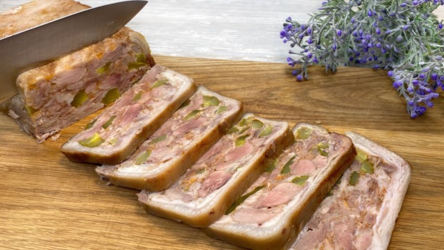 Domácí vařená šunka s nakládanými okurkami - Lepší než kupovaná! Domácí vařená šunka s nakládanými okurkami - Lepší než kupovaná!