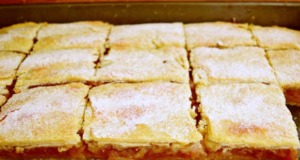 Nejlepší jablečný koláč z listovaného těsta – tenké plátky, zlatá mřížka Jablečný koláč: Tradiční recept krok za krokem