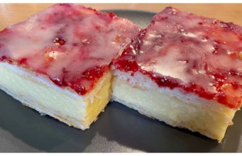 Rychlé žloutkové řezy z listového těsta: Legendární krémeš s citronovo-rumovou polevou bez dlouhého vaření