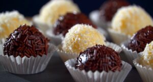 Jednoduché, ale lahodné čokoládové a kokosové bonbóny Jednoduché, ale lahodné čokoládové a kokosové bonbóny