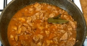 Přidáte-li TUTO přísadu, maso bude měkké za 30 minut! Vepřové soté s tajnou přísadou