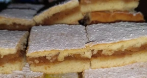 Babiččin recept na jablečný koláč s ořechy, který milujeme! Babiččin recept na jablečný koláč, který milujeme!