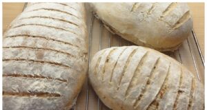 Domácí cibulový chléb, který si snadno a levně připravíte Domácí cibulový chléb, který si snadno a levně připravíte