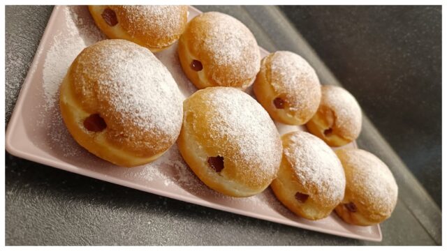 koblížky s marmeládou