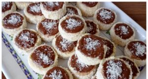 Kokosové dortíčky se sádlem: Tradiční vánoční cukroví s jemným krémem