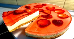 Jahodový cheesecake bez pečení: Užijte si lahodný dezert bez trouby Nepečený jahodový cheesecake