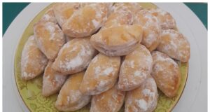 Tvarohovo-ořechové žabí hubičky: Jednoduchý recept na lahodné cukroví