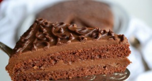 Božský kakaový dort, který vás okouzlí: Náš oblíbený recept