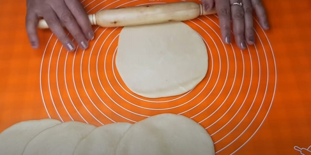 Slavnostní recept na ježky plněné lahodnou náplní - na stole budou středem pozornosti!