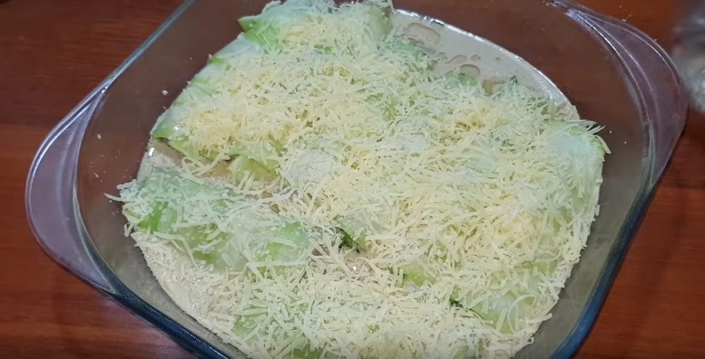 Cuketové rolky s kuřecím masem a brokolicí - jednoduchý recept, který vás mile překvapí