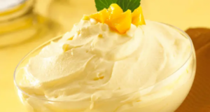 Velice jednoduchý recept, pomocí kterého si připravíte chutnou mangovou pěnu