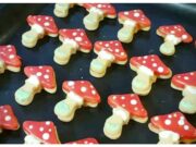 Skořicové muchomůrky jsou krásným a chutným cukrovím