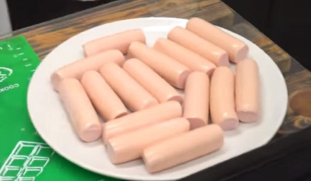 Zapomeňte na kupované těsto! Připravte si sami naše mini hot-dogy!