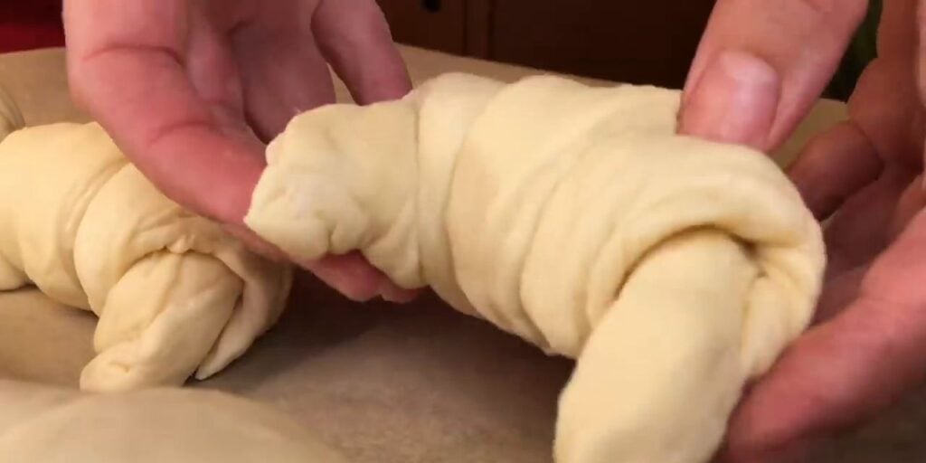 Nadýchané máslové domácí croissanty - Děti je milují