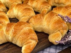 Nadýchané máslové domácí croissanty - Děti je milují