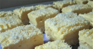 Oslnivý kokosovo-citrónový koláč: Recept na sladké potěšení