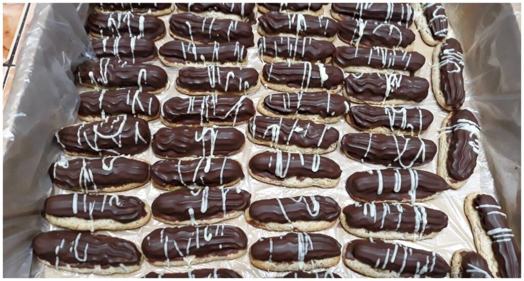 Pařížské tyčinky: Recept krok za krokem a tipy na dokonalou chuť (Vánoční cukroví)