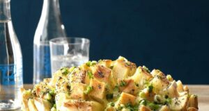 Česnekovo-sýrový párty chléb – naprosto jednoduchý recept