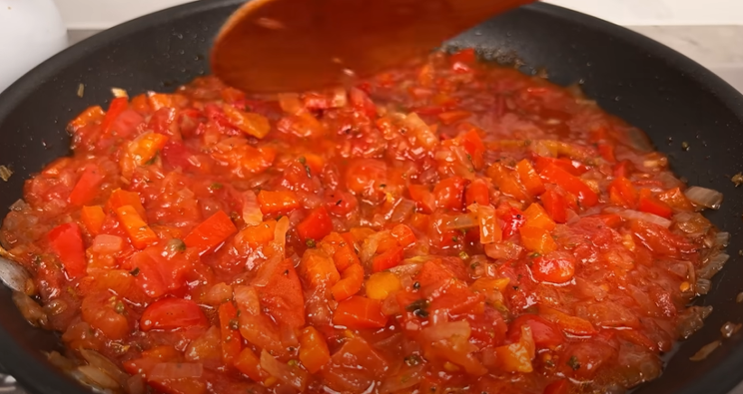Rychlý recept na italské farfalle s mletým masem a slaninkou - úžasná klasika!