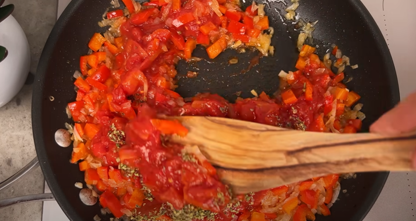 Rychlý recept na italské farfalle s mletým masem a slaninkou - úžasná klasika!