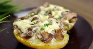 Recept na brambory se smetanovými houbami, pečené v troubě Recept na brambory se smetanovými houbami, pečené v troubě