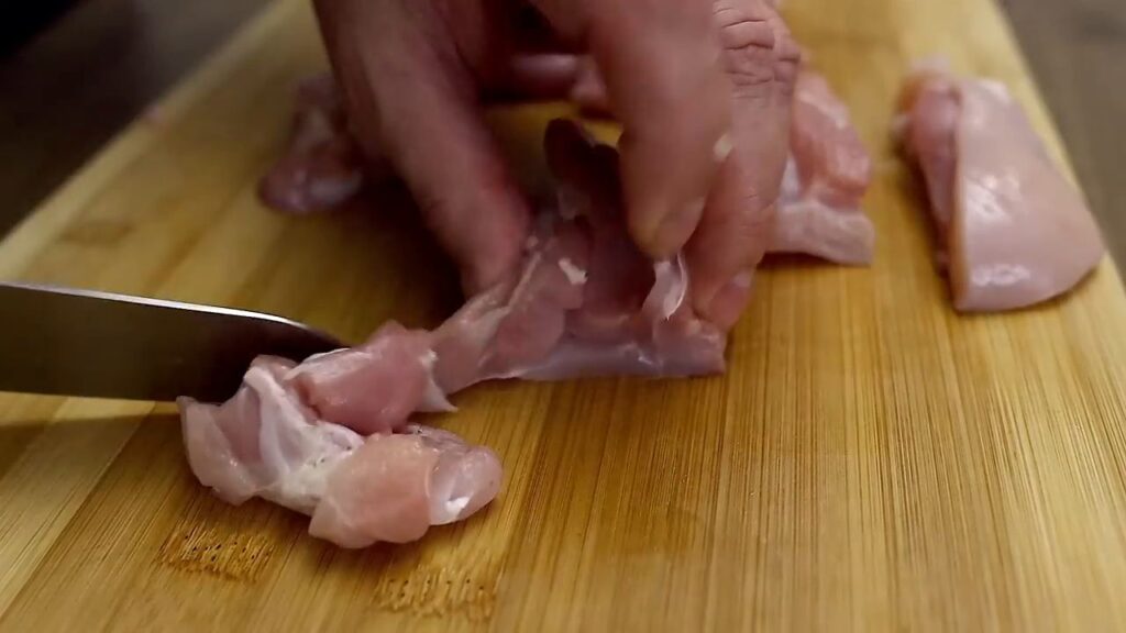 Připravte si smetanové brambory se zeleninou a kuřecím masem