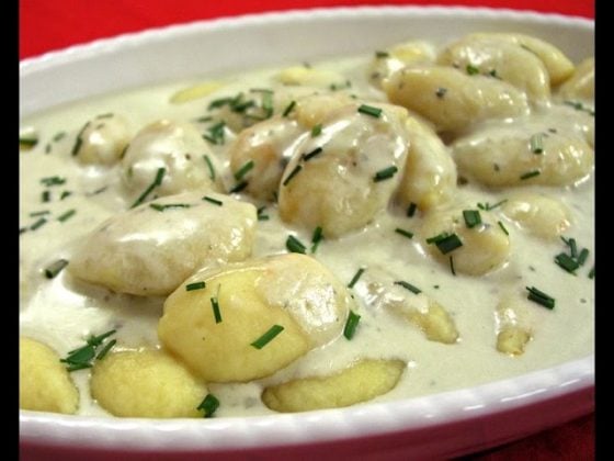 Chutné a netradiční gnocchi v zakysané smetanové omáčce: Výjimečný recept pro každou příležitost