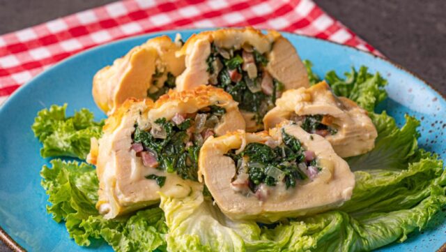 225-Piept-de-pui-umplut-cu-spanac-02-1024x577