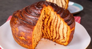 Luxusní rolovaný dort s ořechovým a kakaovým krémem: Recept na neodolatelný dezert Luxusní rolovaný dort s ořechovým a kakaovým krémem: Recept na neodolatelný dezert