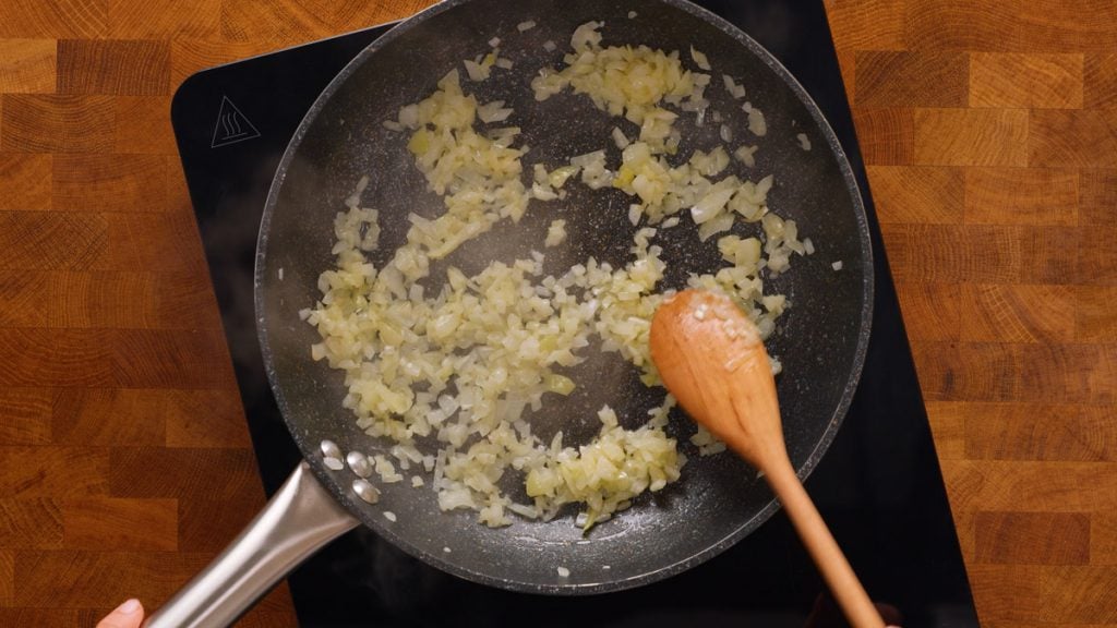 Plněné pita chleby s bramborovo-zeleninovou směsí a sýrem – snadný a chutný recept