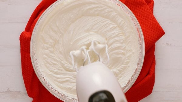 Raffaello dort - dokonalá kombinace kokosu, mascarpone a šlehačky