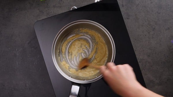 Kuřecí stehna se žampiony v smetanové omáčce: Chutný recept