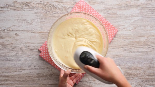 Kakaová roláda s mascarpone krémem a kokosem - dokonalé spojení