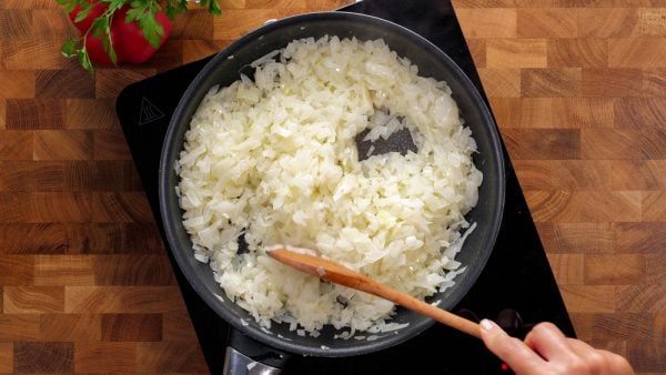 Jemná domácí paštika s kuřecími játry: Jednoduchý a rychlý recept