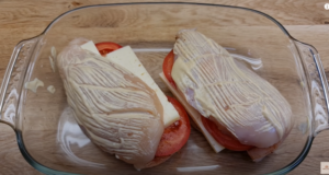 Recept na všední den – Kuřecí prsa plněná rajčaty a sýrem s jemným dresinkem