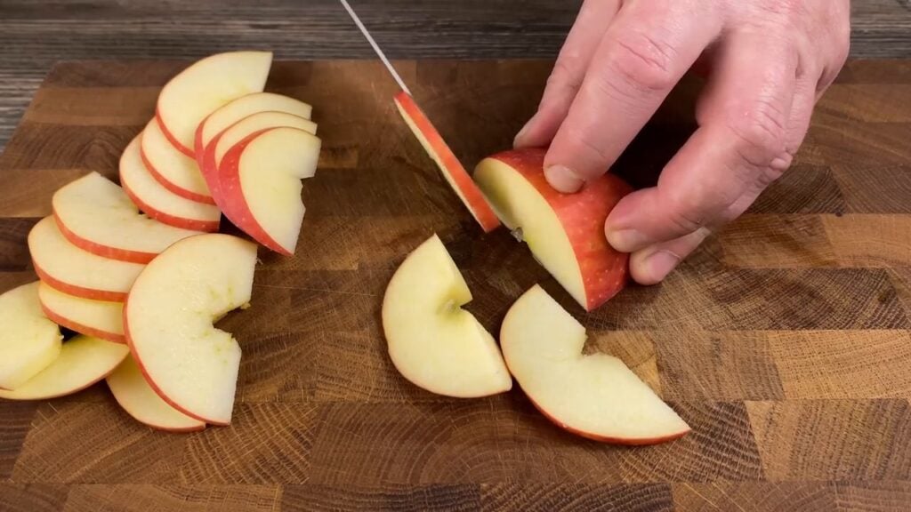 Máte jablko a listové těsto? Recept, který všechny překvapil