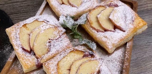 Máte jablko a listové těsto? Recept, který všechny překvapil Máte jablko a listové těsto? Recept, který všechny překvapil