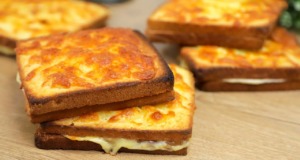 Zapečený toast s šunkou a sýrem: Ideální recept na bohatou snídani Zapečený toast s šunkou a sýrem: Ideální recept na bohatou snídani