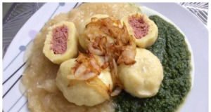 Recept na plněné bramborové knedlíky se zelím a špenátem