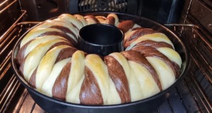 Báječná dvoubarevná bábovka s nutellou a oříšky- Ideální k horkému čaji! Báječná dvoubarevná bábovka s nutellou a oříšky- Ideální k horkému čaji!