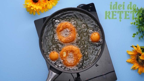 Tradiční recept netradičně - Koblihy z tvarohového nekynutého těsta s ovocným džemem. Dokonalé!