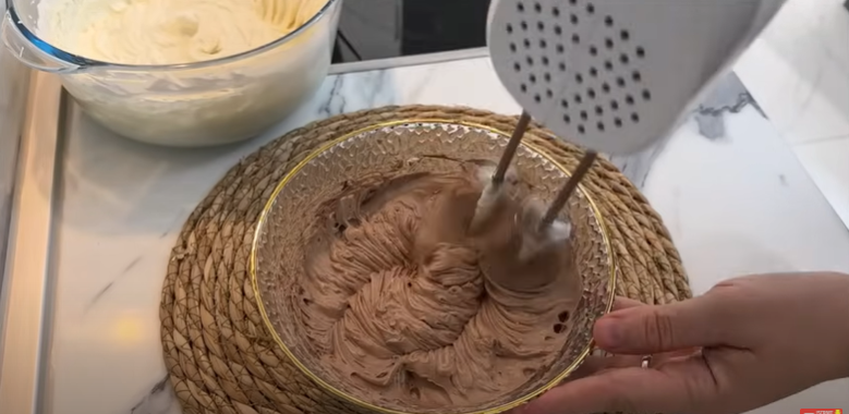 Jednoduché nepečené nebeské řezy s mascarpone a nutellou