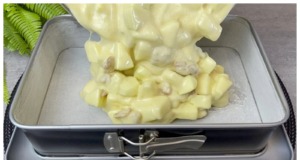 Míchaný koláč za 10 minut: Nejlepší recept z jablek a je velmi jednoduchý