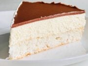 Dietní Bounty kokosový dort s tvarohovým krémem a kakaem - Bez mouky a cukru!